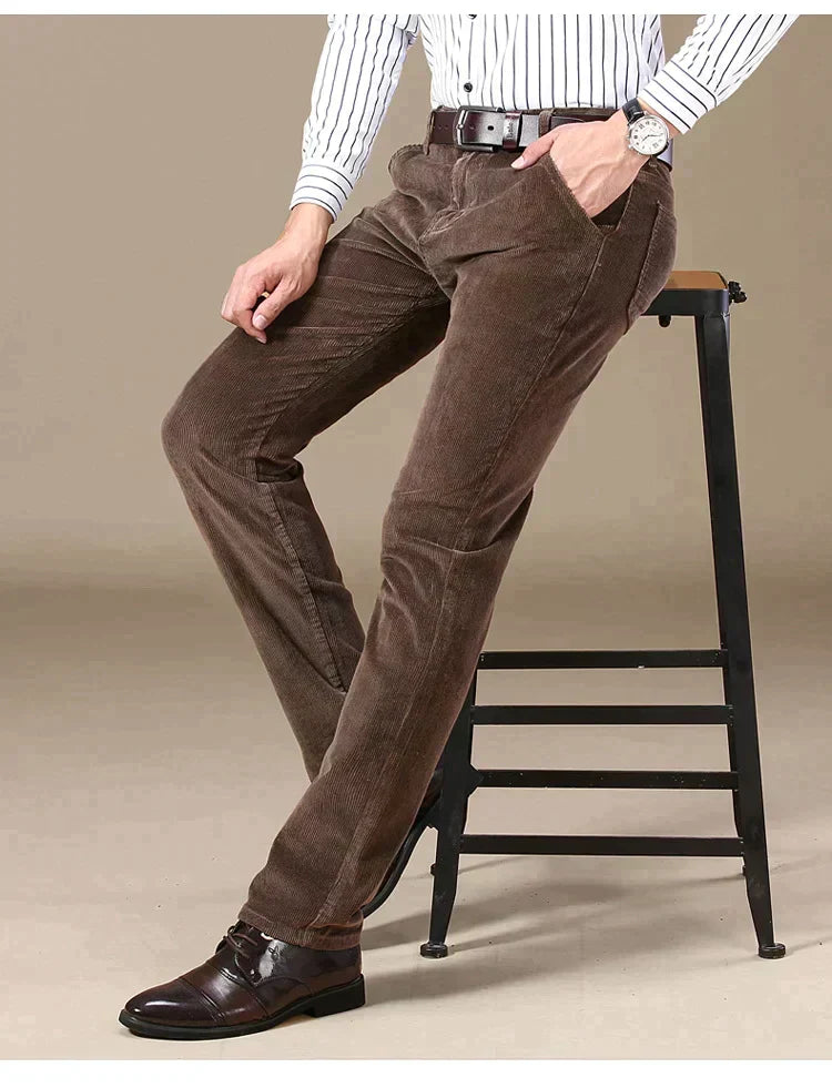 🔥Dos piezas envío gratuito💝Pantalón de pana de ajuste clásico para hombres(97% de algodón+ 3% spandex)